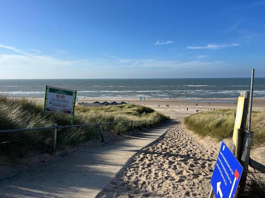 Zon, Zee & Zo - Comfortabel Vakantiehuis Op Loopafstand Strand & Centrum Эгмонд-ан-Зее Экстерьер фото